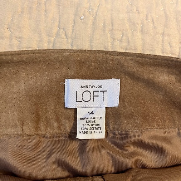 Ann Taylor Loft suede mini skirt - Picture 3 of 4